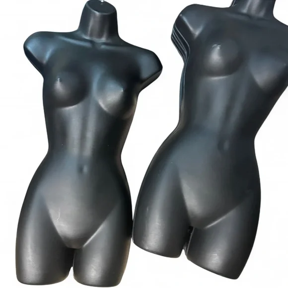 Black Mannequin Torso - Picture 6 of 7
